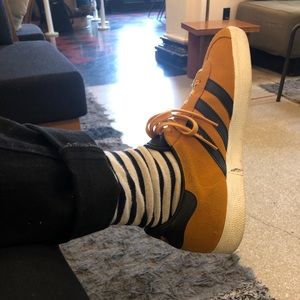 Meet your Posher, Phillip